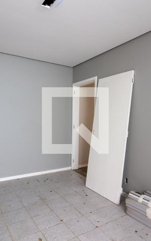 Casa à venda com 400m², 2 quartos e 2 vagas Casa à venda com 400m², 2 quartos e 2 vagasQuarto 4