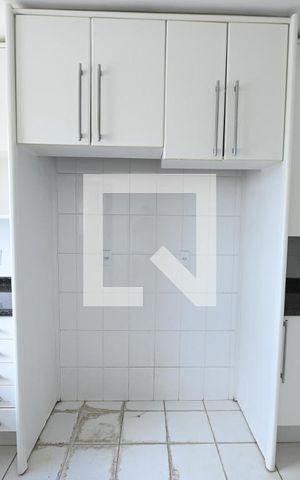 Apartamento à venda com 141m², 4 quartos e 3 vagas Apartamento à venda com 141m², 4 quartos e 3 vagasCozinha