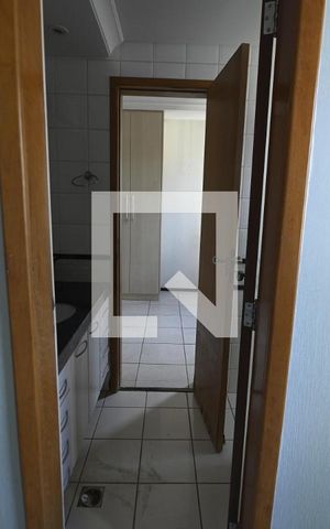 Apartamento à venda com 141m², 4 quartos e 3 vagas Apartamento à venda com 141m², 4 quartos e 3 vagasQuarto