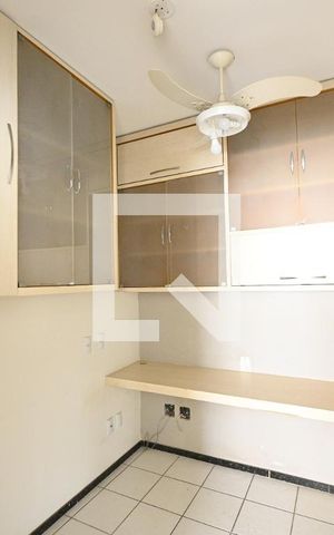 Apartamento à venda com 141m², 4 quartos e 3 vagas Apartamento à venda com 141m², 4 quartos e 3 vagasCozinha