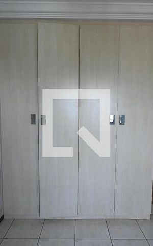 Apartamento à venda com 141m², 4 quartos e 3 vagas Apartamento à venda com 141m², 4 quartos e 3 vagasQuarto