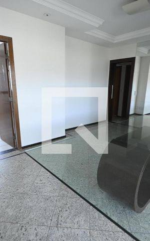 Apartamento à venda com 141m², 4 quartos e 3 vagas Apartamento à venda com 141m², 4 quartos e 3 vagasSala