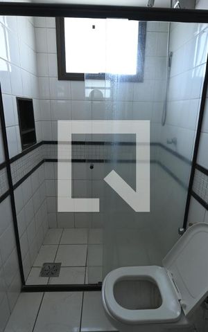 Apartamento à venda com 141m², 4 quartos e 3 vagas Apartamento à venda com 141m², 4 quartos e 3 vagasBanheiro