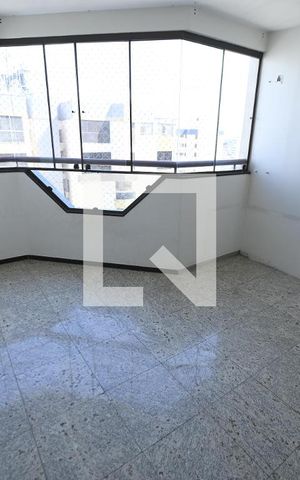 Apartamento à venda com 141m², 4 quartos e 3 vagas Apartamento à venda com 141m², 4 quartos e 3 vagasQuarto