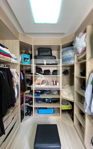 Apartamento para alugar com 89m², 3 quartos e 2 vagas Apartamento para alugar com 89m², 3 quartos e 2 vagasCloset da suíte