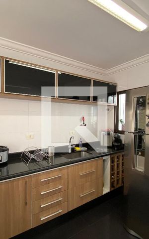 Apartamento para alugar com 89m², 3 quartos e 2 vagas Apartamento para alugar com 89m², 3 quartos e 2 vagasCozinha
