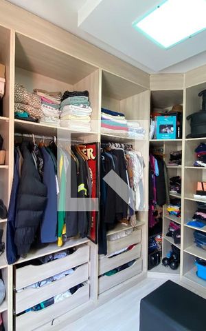 Apartamento para alugar com 89m², 3 quartos e 2 vagas Apartamento para alugar com 89m², 3 quartos e 2 vagasCloset