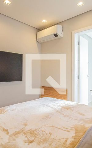 Apartamento à venda com 70m², 1 quarto e 1 vagaSuíte