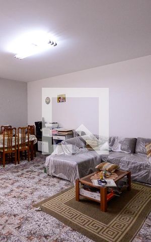 Casa à venda com 282m², 4 quartos e 6 vagas Casa à venda com 282m², 4 quartos e 6 vagasSalão de Festas