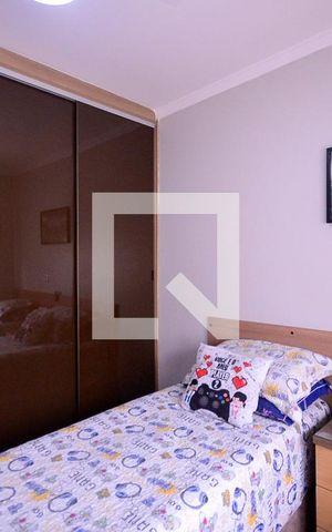 Casa à venda com 282m², 4 quartos e 6 vagas Casa à venda com 282m², 4 quartos e 6 vagasQuarto 2