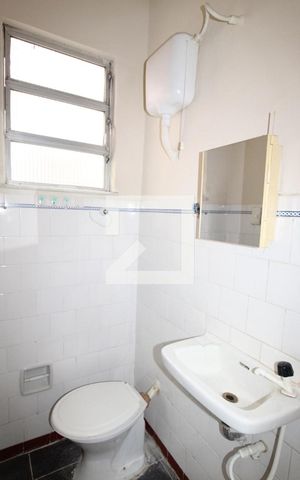 Casa à venda com 50m², 1 quarto e sem vagaBainheiro