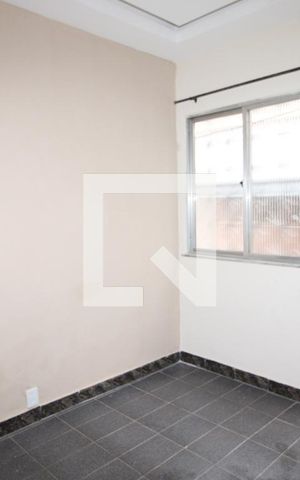 Casa à venda com 50m², 1 quarto e sem vagasala