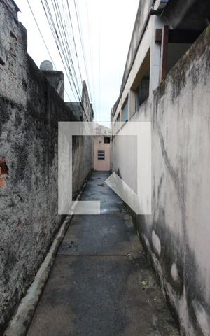 Casa à venda com 50m², 1 quarto e sem vagaCorredor