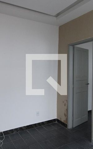 Casa à venda com 50m², 1 quarto e sem vagaSala