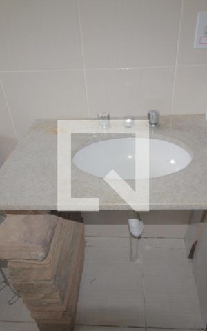 Casa à venda com 118m², 3 quartos e 3 vagasBanheiro