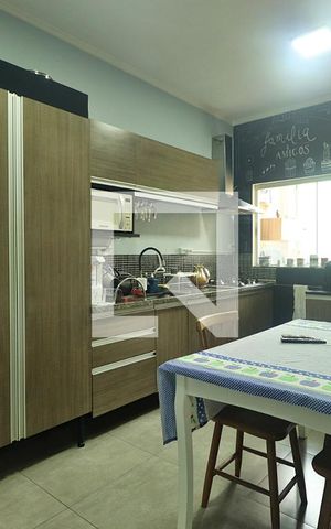 Apartamento à venda com 106m², 2 quartos e sem vagaCozinha