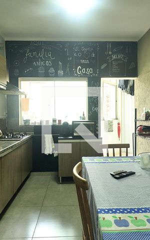 Apartamento à venda com 106m², 2 quartos e sem vagaCozinha