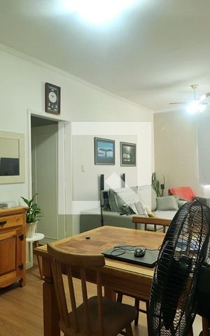 Apartamento à venda com 106m², 2 quartos e sem vagaSala