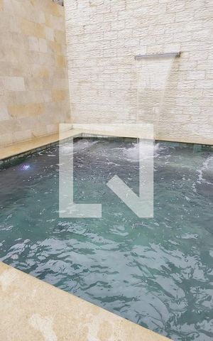 Casa de condomínio à venda com 110m², 3 quartos e 1 vaga Casa de condomínio à venda com 110m², 3 quartos e 1 vagaPiscina