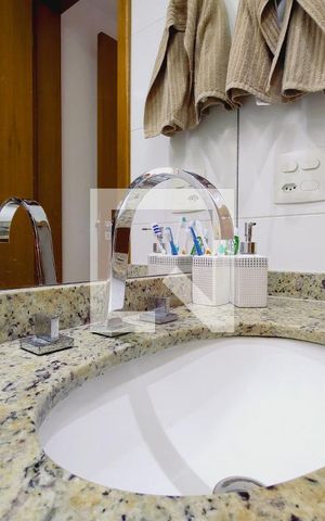 Casa de condomínio à venda com 110m², 3 quartos e 1 vaga Casa de condomínio à venda com 110m², 3 quartos e 1 vagaBanheiro da Suíte