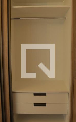 Studio para alugar com 27m², 1 quarto e sem vaga Kitnet/Studio