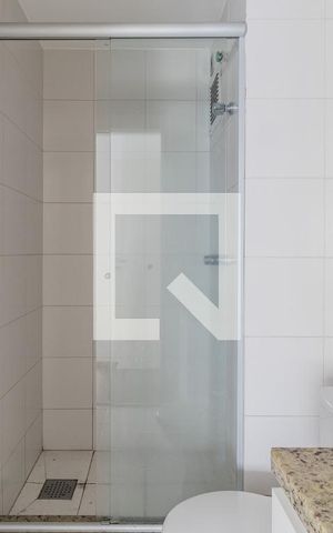 Apartamento à venda com 62m², 2 quartos e 1 vaga Apartamento à venda com 62m², 2 quartos e 1 vagaBanheiro da Suite