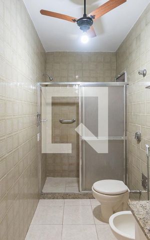 Apartamento para alugar com 96m², 2 quartos e sem vagaBanheiro