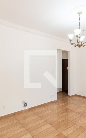 Apartamento para alugar com 96m², 2 quartos e sem vagaSala