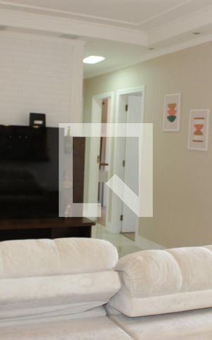 Apartamento para alugar com 72m², 2 quartos e 1 vagaSala