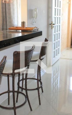 Apartamento para alugar com 72m², 2 quartos e 1 vagaCozinha