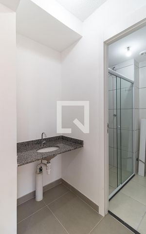 Apartamento à venda com 39m², 2 quartos e sem vaga Apartamento à venda com 39m², 2 quartos e sem vagaLavabo