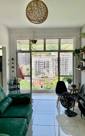 Apartamento à venda com 40m², 1 quarto e 1 vaga Apartamento à venda com 40m², 1 quarto e 1 vagaSala