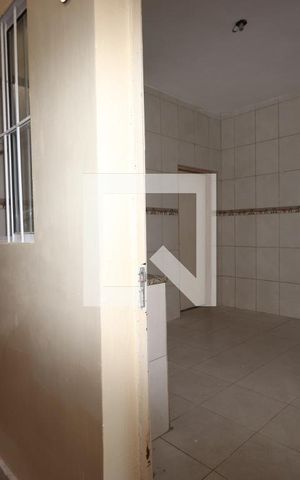 Casa para alugar com 40m², 1 quarto e sem vagaEntrada