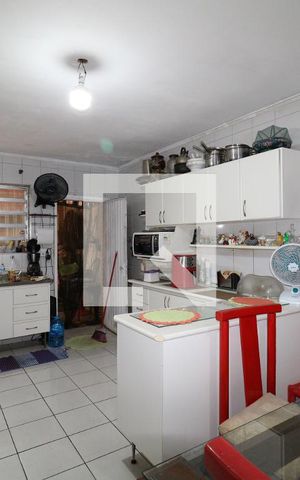 Casa para alugar com 200m², 3 quartos e 3 vagasCozinha