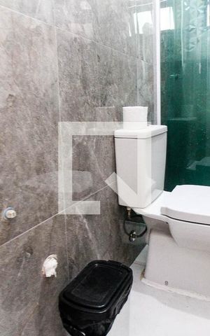 Casa à venda com 160m², 3 quartos e 2 vagasBanheiro 1