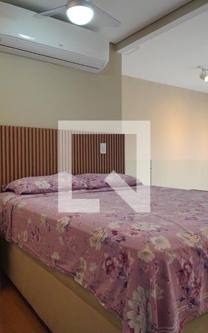 Studio à venda com 72m², 1 quarto e 2 vagasSuíte