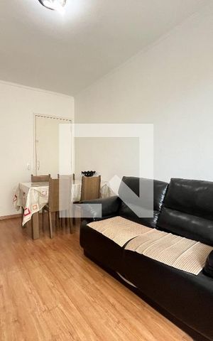 Apartamento à venda com 68m², 3 quartos e 1 vaga Apartamento à venda com 68m², 3 quartos e 1 vagaSala