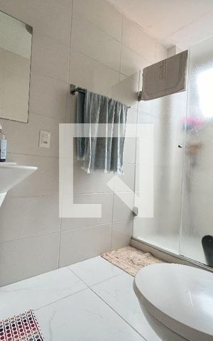 Apartamento à venda com 68m², 3 quartos e 1 vaga Apartamento à venda com 68m², 3 quartos e 1 vagaBanheiro