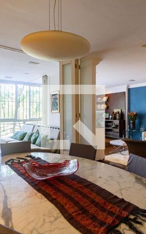 Apartamento à venda com 230m², 3 quartos e 1 vagaSala
