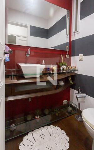 Apartamento à venda com 230m², 3 quartos e 1 vagaLavabo