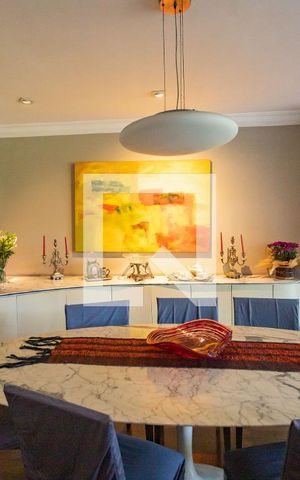 Apartamento à venda com 230m², 3 quartos e 1 vagaSala