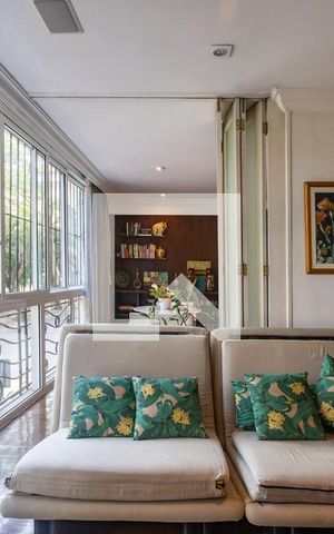 Apartamento à venda com 230m², 3 quartos e 1 vagaSala