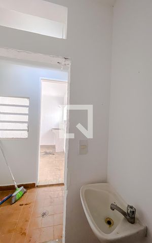 Casa à venda com 193m², 3 quartos e 1 vagaBanheiro de serviço
