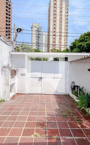 Casa à venda com 193m², 3 quartos e 1 vagaGaragem