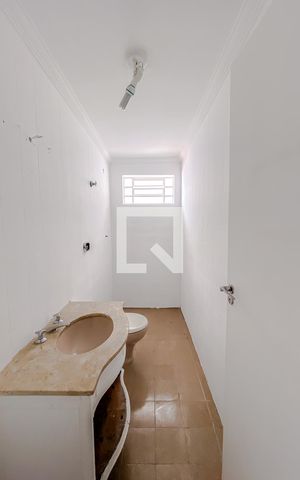 Casa à venda com 193m², 3 quartos e 1 vagaBanheiro Social