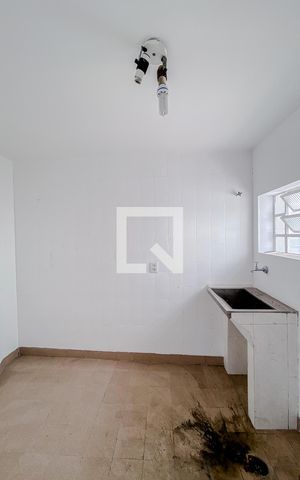 Casa à venda com 193m², 3 quartos e 1 vagaÁrea de Serviço