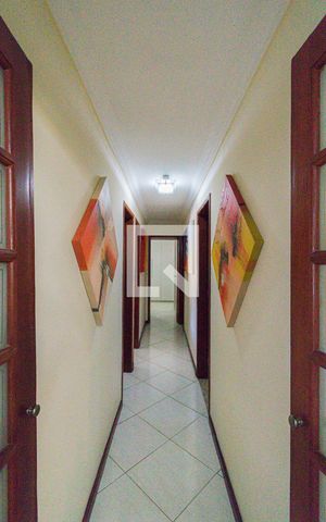 Apartamento à venda com 161m², 3 quartos e 1 vaga Apartamento à venda com 161m², 3 quartos e 1 vagaCorredor