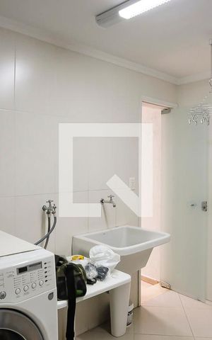 Casa à venda com 340m², 3 quartos e 3 vagasÁrea de Serviço