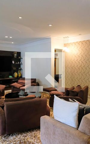 Casa à venda com 340m², 3 quartos e 3 vagasSala