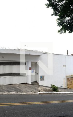 Casa à venda com 340m², 3 quartos e 3 vagasFachada da Casa